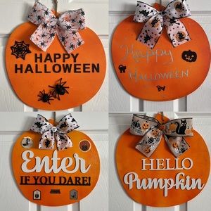 Halloween signs